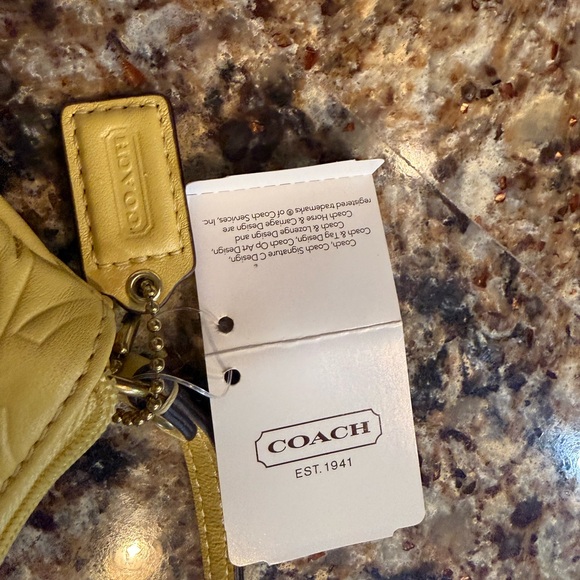 Coach Lemon Floral Cutout Small Leather Handbag NWT - Picture 4 of 6